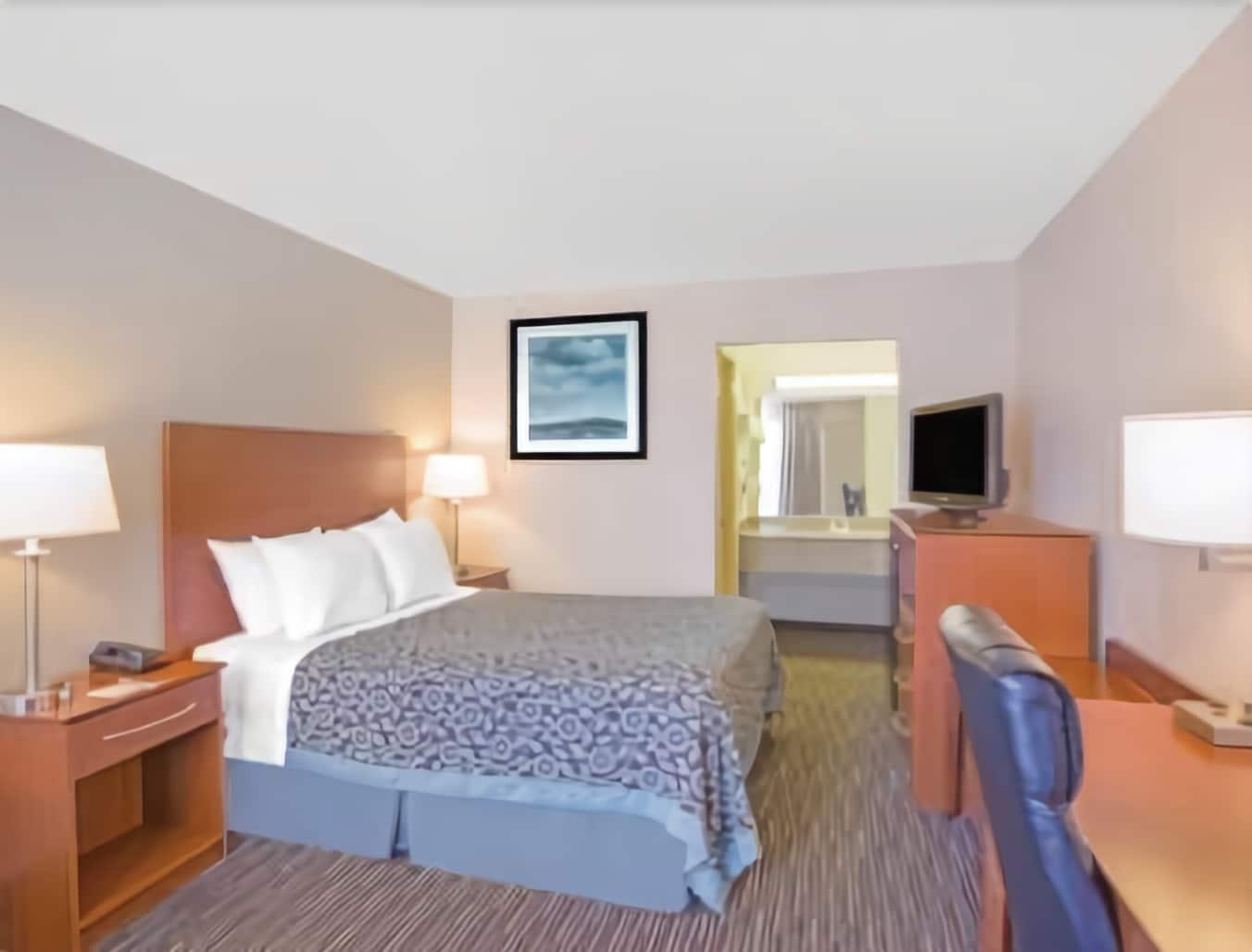 Days Inn By Wyndham Wilmington / University Экстерьер фото