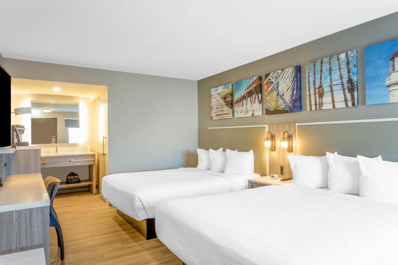 Days Inn By Wyndham Wilmington / University Экстерьер фото
